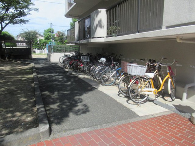 【その他共用部分】 | 小阪パークハイツ1号棟（河内小阪賃貸） | 駐輪場です