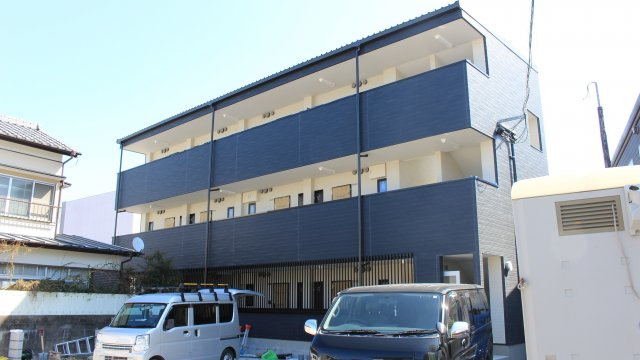 プリモサージュ神宮東の外観