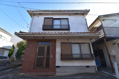 【外観】 | 府中市晴見町三丁目　売地 | 武蔵野線「北府中」駅徒歩13分、閑静な住宅街の整形地。（古家有）