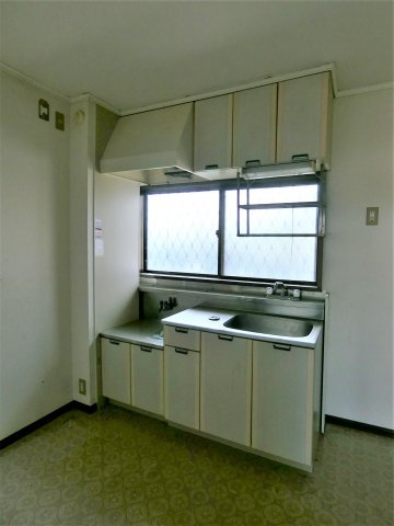 シティハイム　クオリティのキッチン|1階の別の部屋の写真です。写真と異なる場合も御座います。