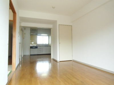 【居間・リビング】 | 第二サンライズビル