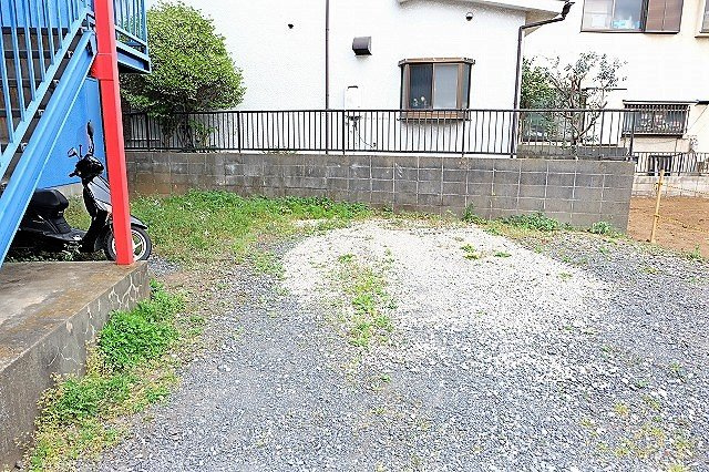 アクアシティ中神の駐車場