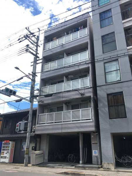レジデンス西陣の外観