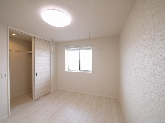 サンライズヒルの洋室|スタンダードな洋室です