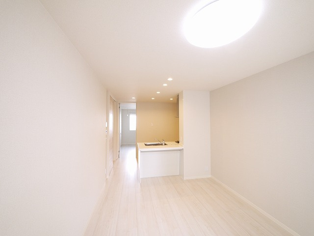 サンライズヒルの居間・リビング|ゆったり過ごせるリビングです