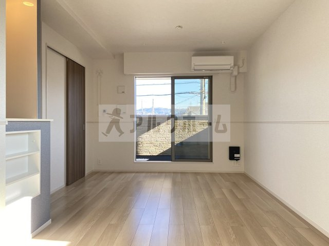 メゾン エインシェントⅡの居間・リビング