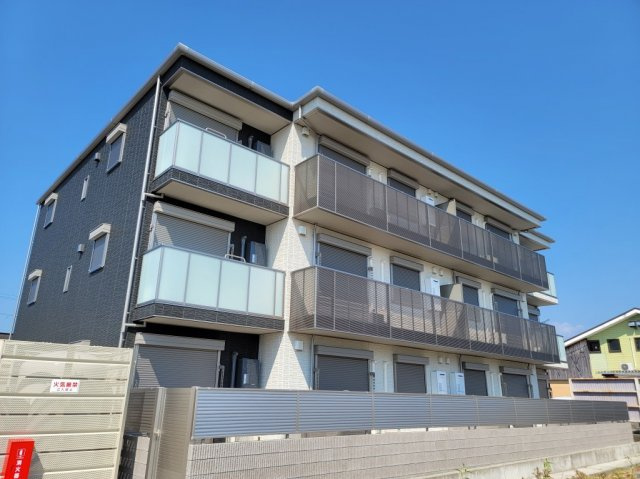 アール ド ヴィーヴルの外観|全室南向きで日当たりの良いシャーメゾンです。