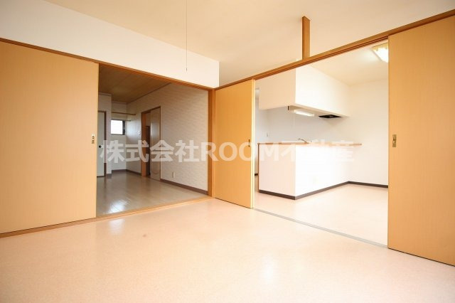 金田マンションゆきらの洋室|きれいな洋室です