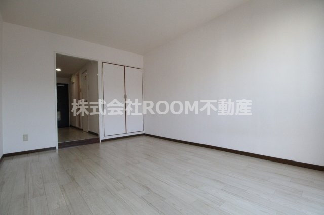 宮丸マンションきらはの居間・リビング|こちらの居間で趣味の時間をお楽しみください