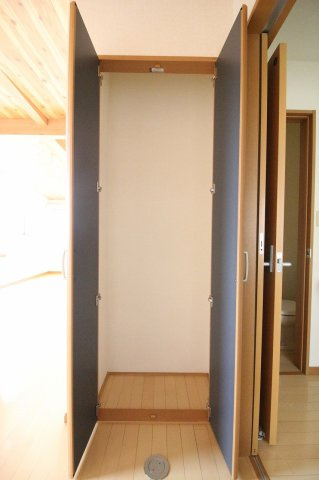 ラパン郡元の収納|こまごまとしたものを収納できそうですね