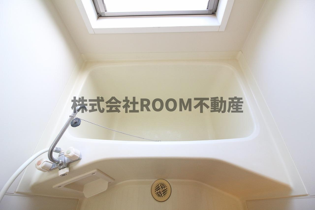 ラパン郡元の浴室|落ち着いた空間のお風呂です