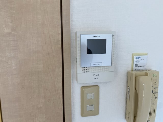 【TVモニター付きインターフォン】