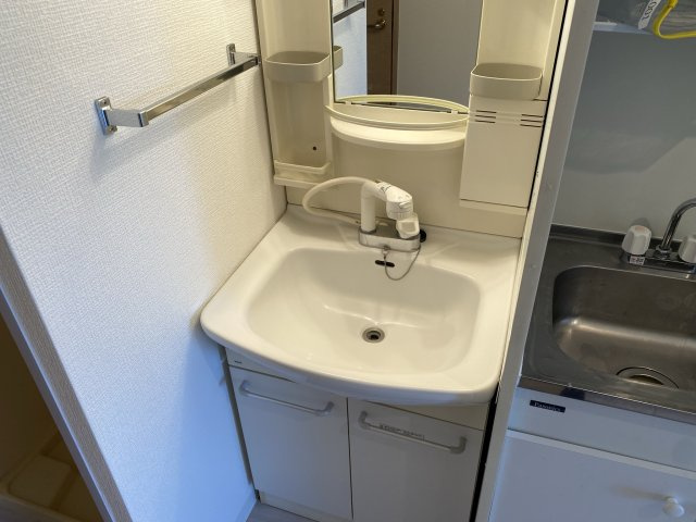 【独立洗面台】