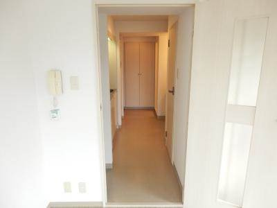 ディクティ三条の内装|廊下