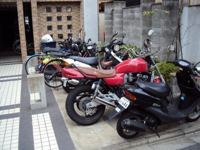 ディクティ三条の駐車場|駐輪場