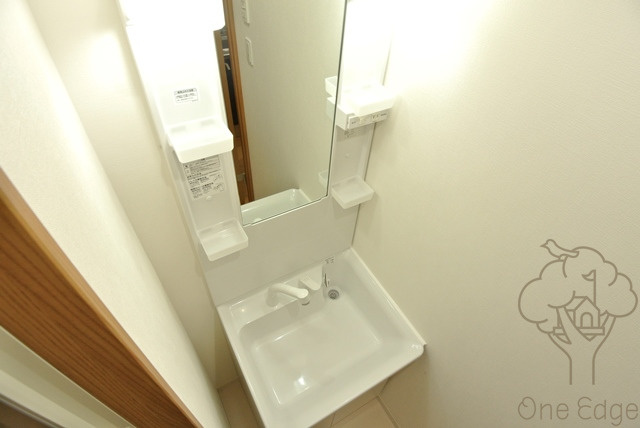 アルヴィータ新大阪の洗面所