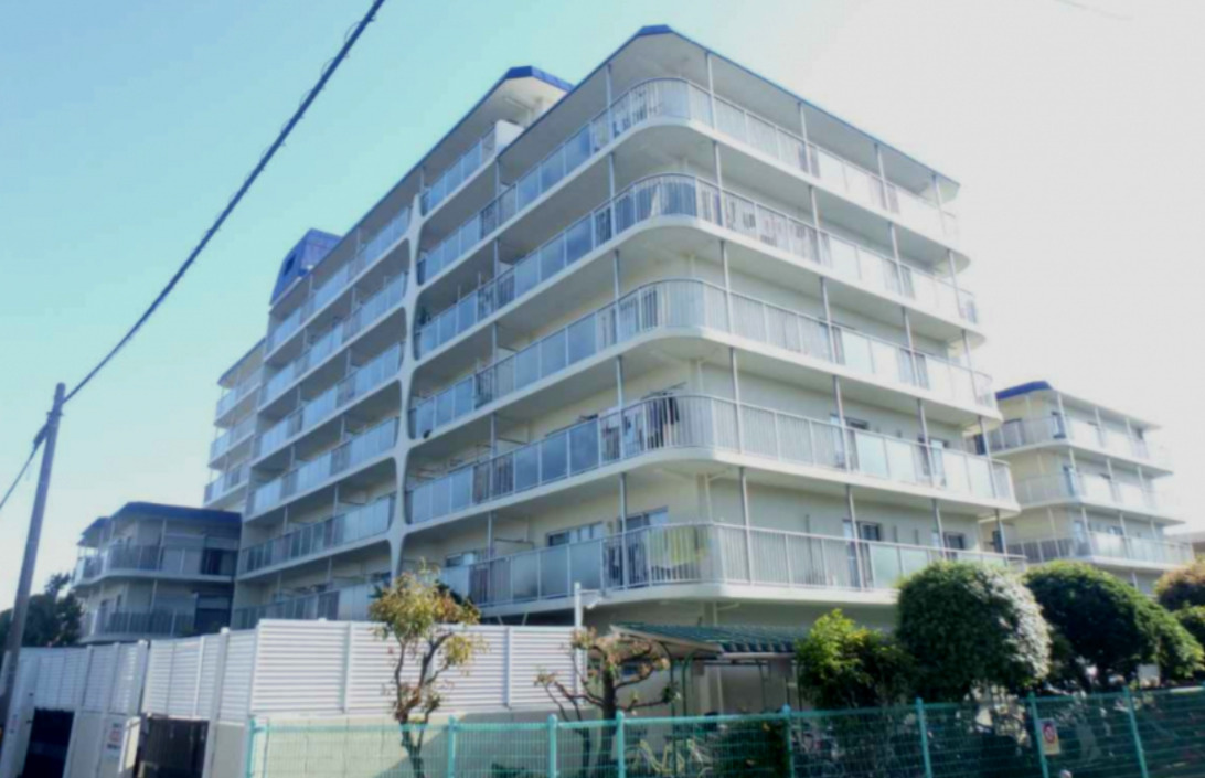 豊中市螢池北町２丁目の中古マンションの外観