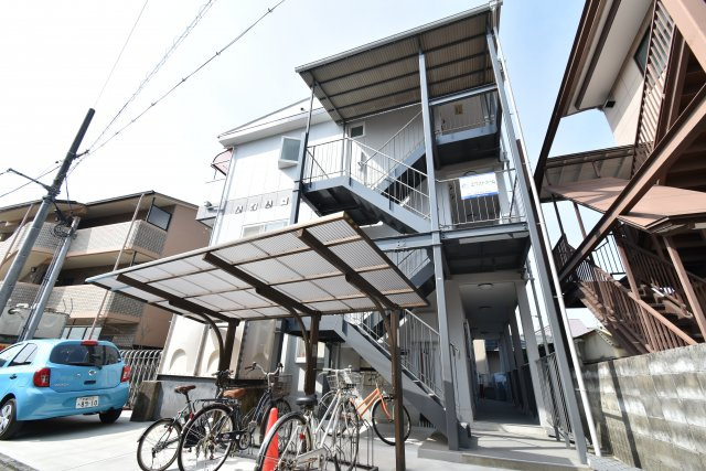 ハイム筍のエントランス