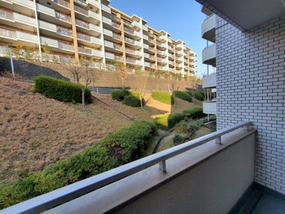 【展望】 | サンハイツ八事ふじみC棟＜仲介手数料無料＞ | 北側バルコニーからの眺望です。