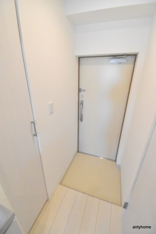 MT空堀　仲介手数料無料の玄関
