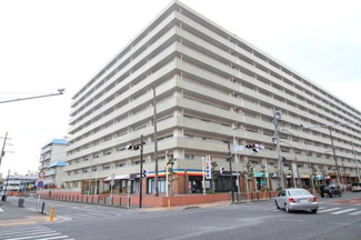 【外観】 | 便利な「北久里浜」駅から平坦徒歩4分の好立地に建つマンション外観です！周辺にはお買い物施設充実、住み良い住環境です！