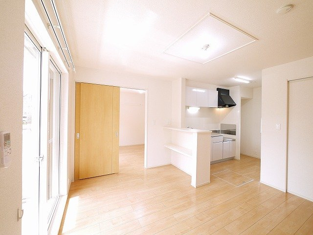 ＤＫⅡの居間・リビング|こちらの居間で趣味の時間をお楽しみください