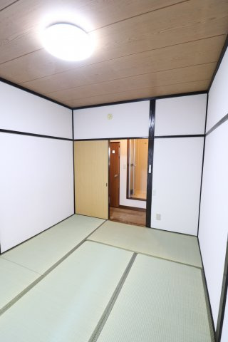 コーポ原の和室