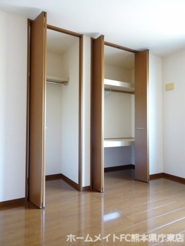 熊本市中央区黒髪６丁目のアパートの収納