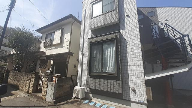 マ・ピエス向ヶ丘遊園のエントランス|毎日通るエントランスはこのようになっています