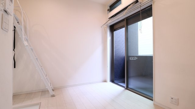 ラブランの居間・リビング