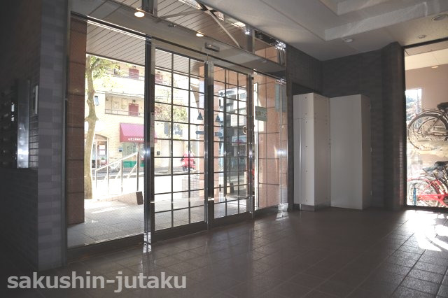 エクセレント幕張本郷１番館のエントランス|オートロック
