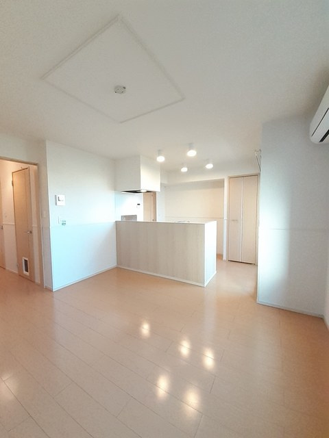 メゾン　クロベルビュー　Ｂの居間・リビング