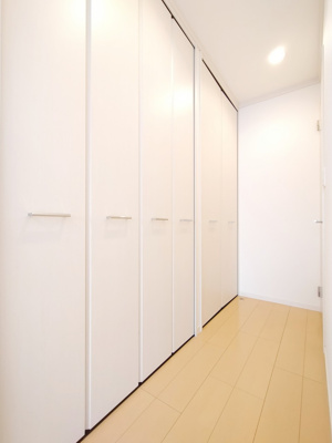 【収納】 | ☆駿河区下川原南　中古戸建て | 収納豊富な物件♪
大容量の納戸もあり使い勝手良好です！