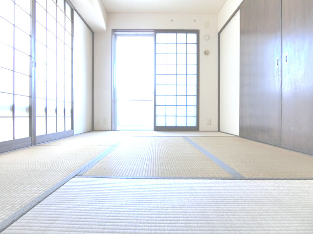 アレグレスの和室