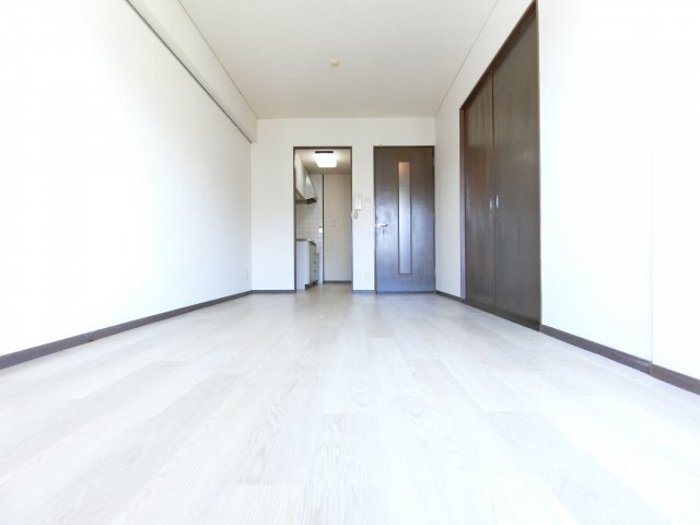 アレグレスの居間・リビング