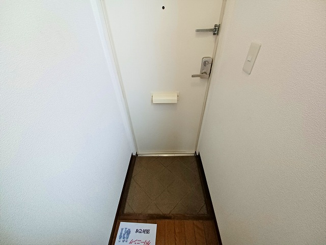 サウスヒルズＫの玄関