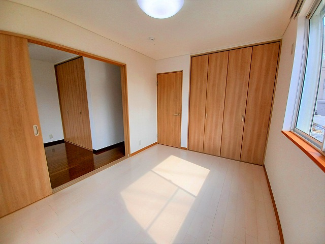 サウスヒルズＫの洋室