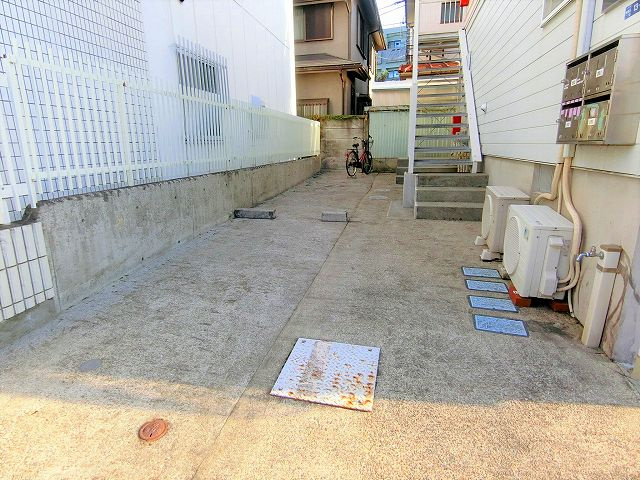 サウスヒルズＫの駐車場