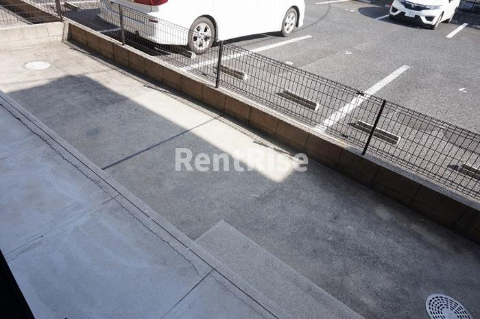 フローラティＡ・Ｂ Ａの庭