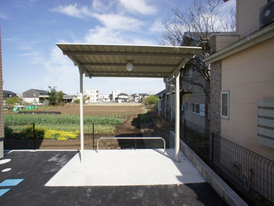 【その他共用部分】 | ラウレア | 屋根付きの駐輪場があります♪