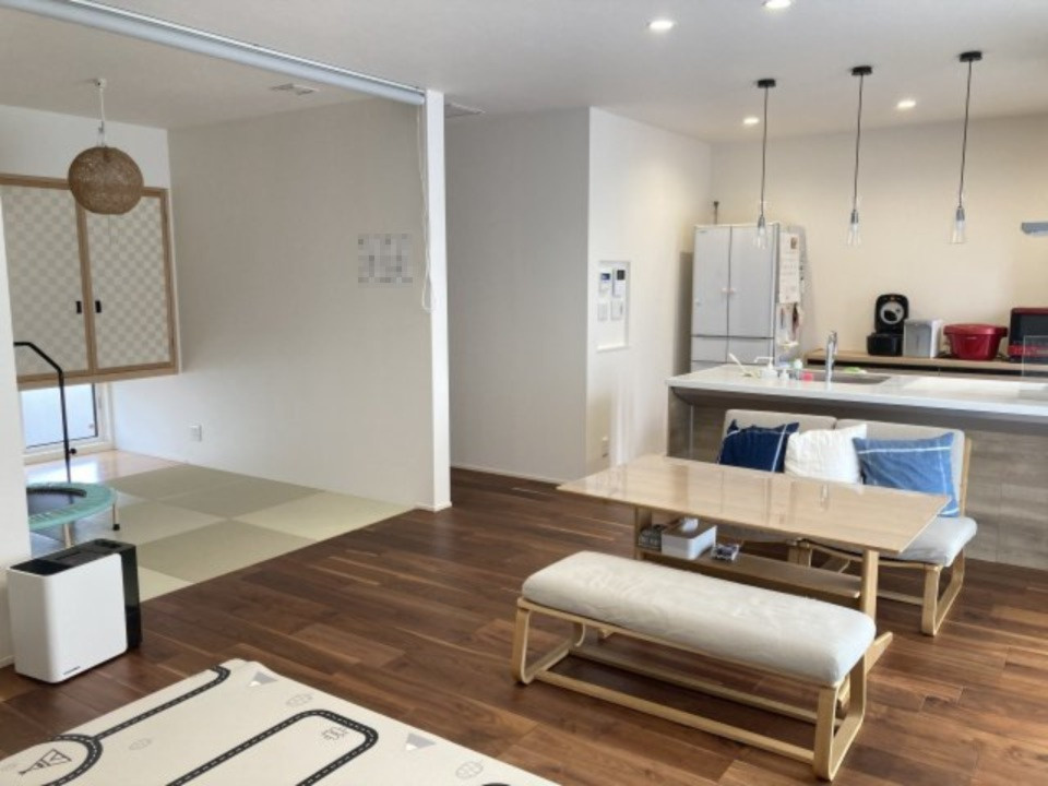 前橋市小相木町　積水ハウス施工　平屋中古住宅の居間・リビング|ゆったり過ごせる居間です