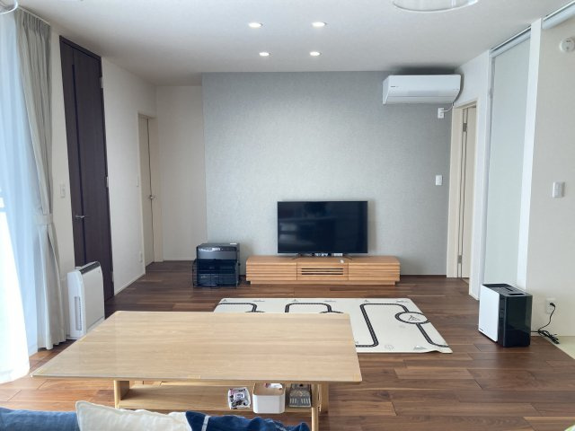 前橋市小相木町　平屋中古住宅の居間・リビング|おしゃれなリビングです