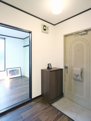【玄関】 | グリーンヒル | 広々した玄関