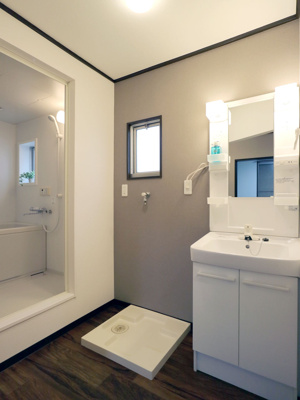 【洗面所】 | グリーンヒル | 広々した洗面所