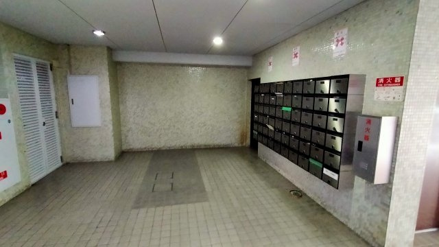 鶴見ハイツのその他共用部分|メールボックスです。