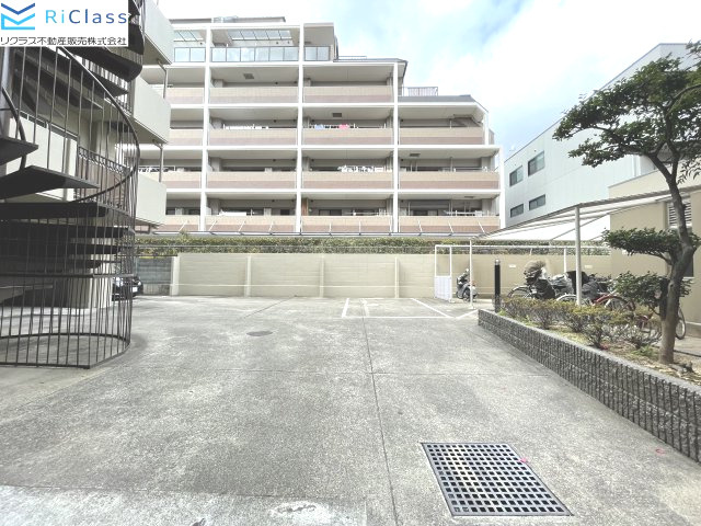 甲南オークス兵庫の駐車場|駐車場です