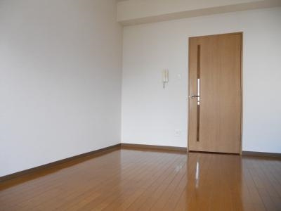 ランドマークシティ京都烏丸五条の洋室