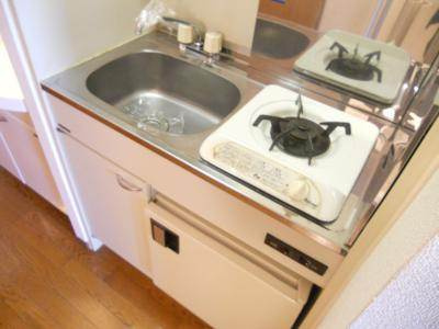 ランドマークシティ京都烏丸五条のキッチン|1口ガスキッチン