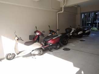 【その他共用部分】 | バイク置場です。