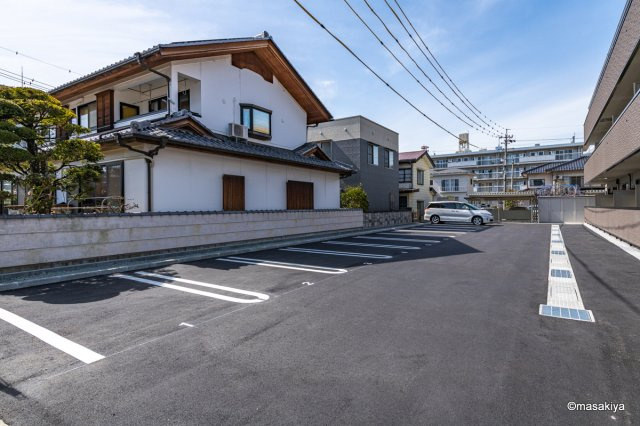 セジュールIMACHIの駐車場